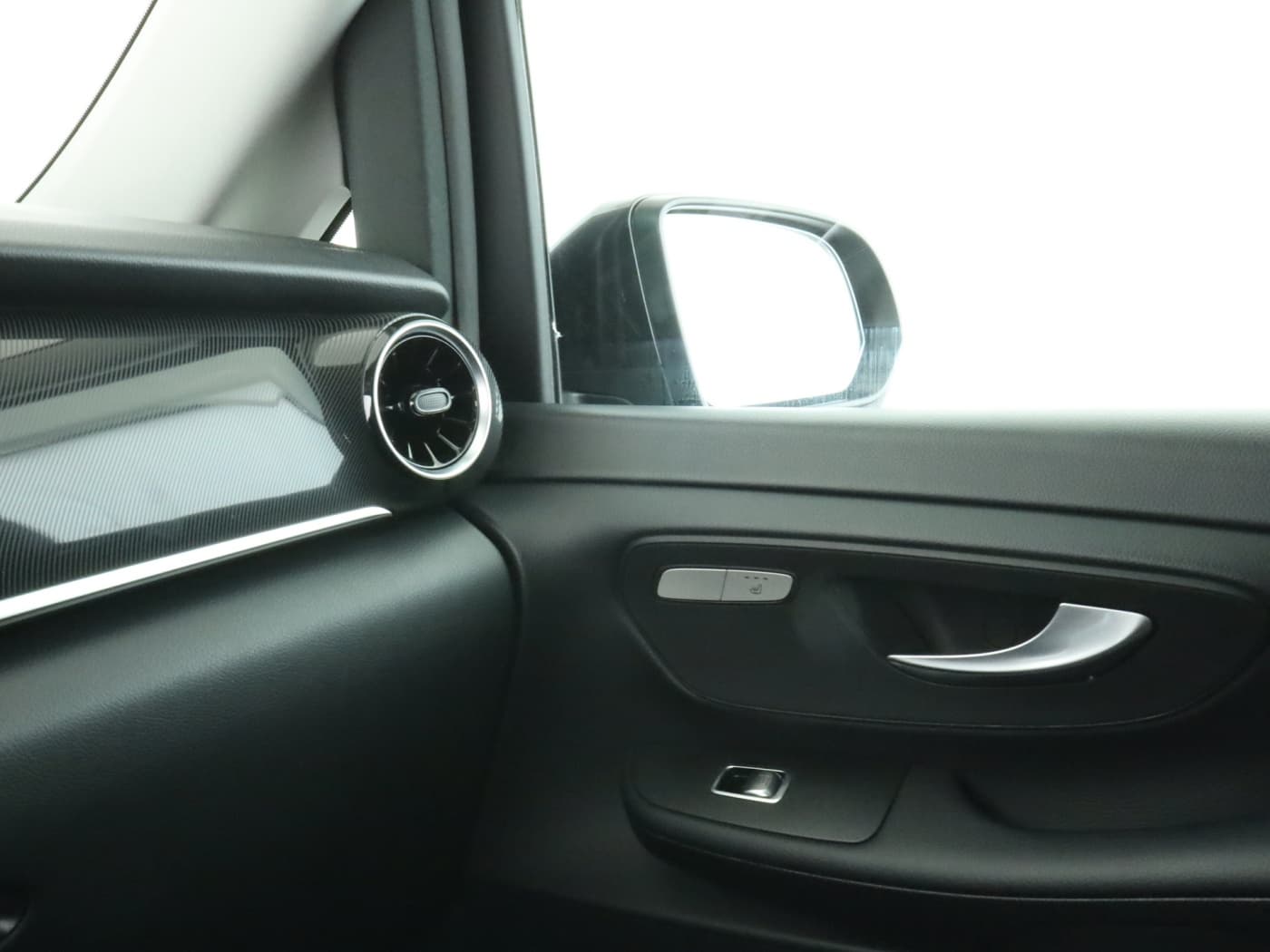 Mercedes-Benz V 220 d EDITION Lang Bild 16