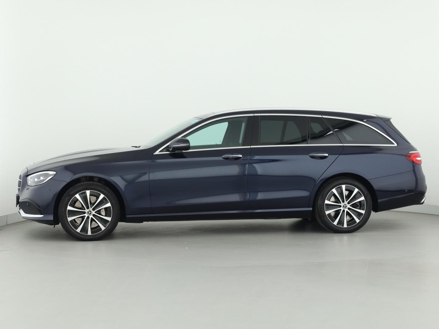 Mercedes-Benz E 300 de 4M T Bild 7