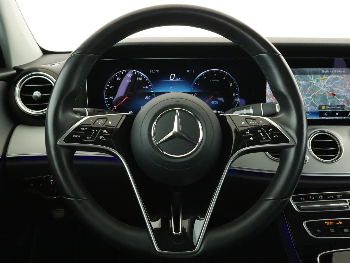 Mercedes-Benz E 300 de 4M T Bild 11