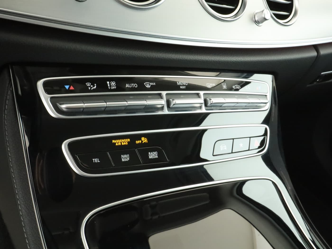 Mercedes-Benz E 300 de 4M T Bild 14