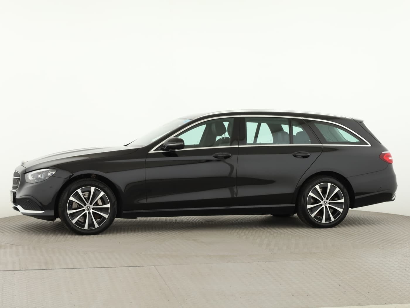 Mercedes-Benz E 300 de 4M T Bild 7