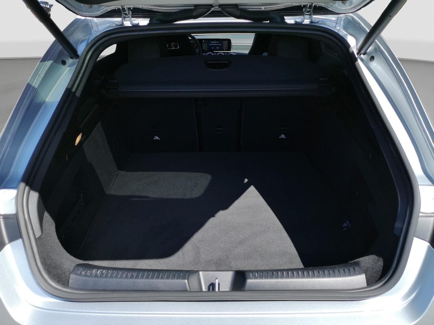 Mercedes-Benz CLA 200 SB Bild 17