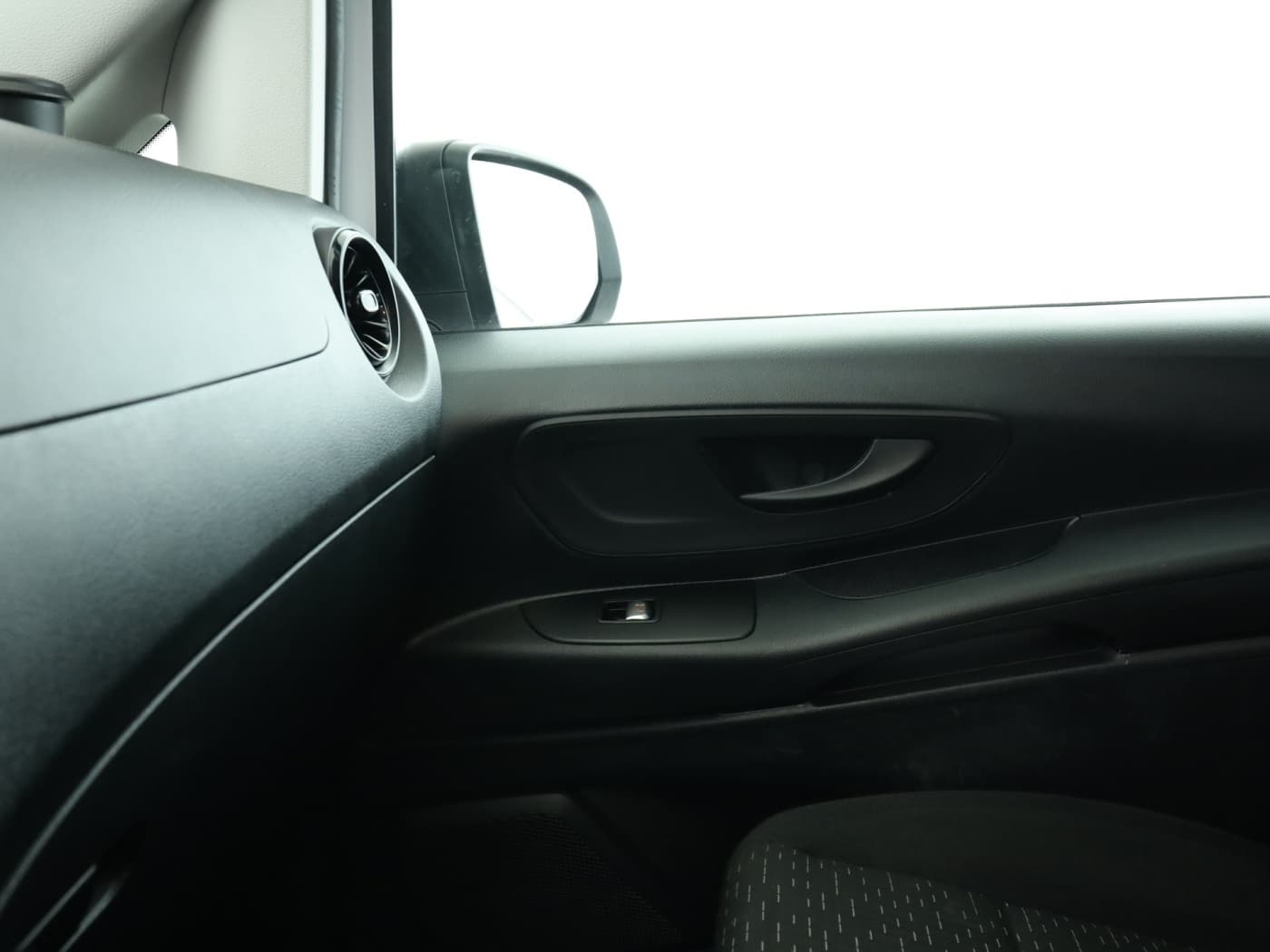 Mercedes-Benz Vito 116 CDI Kasten Extralang Bild 16