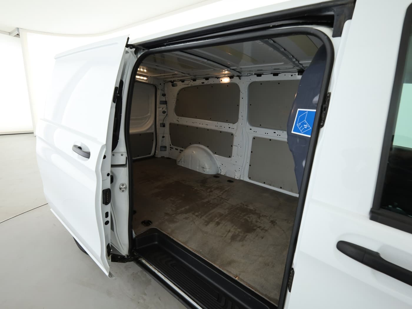 Mercedes-Benz Vito 116 CDI Kasten Extralang Bild 23