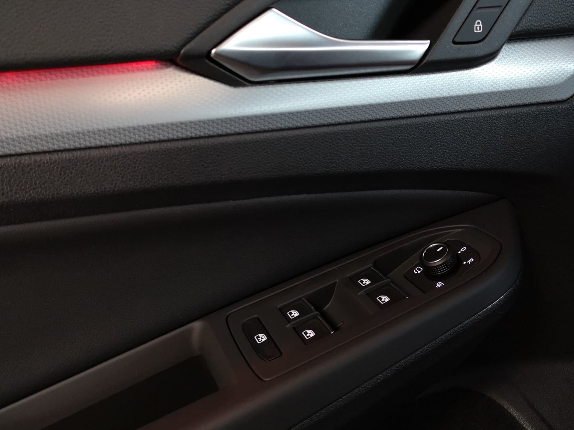 Volkswagen Golf Life 1.5 l eTSI OPF  DSG Bild 16