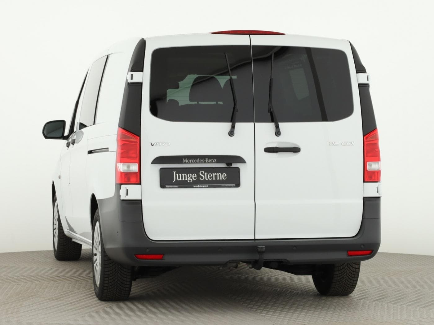 Mercedes-Benz Vito 116 CDI Mixto Bild 4