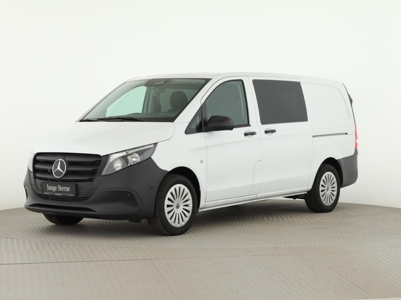 Mercedes-Benz Vito 116 CDI Mixto Bild 5