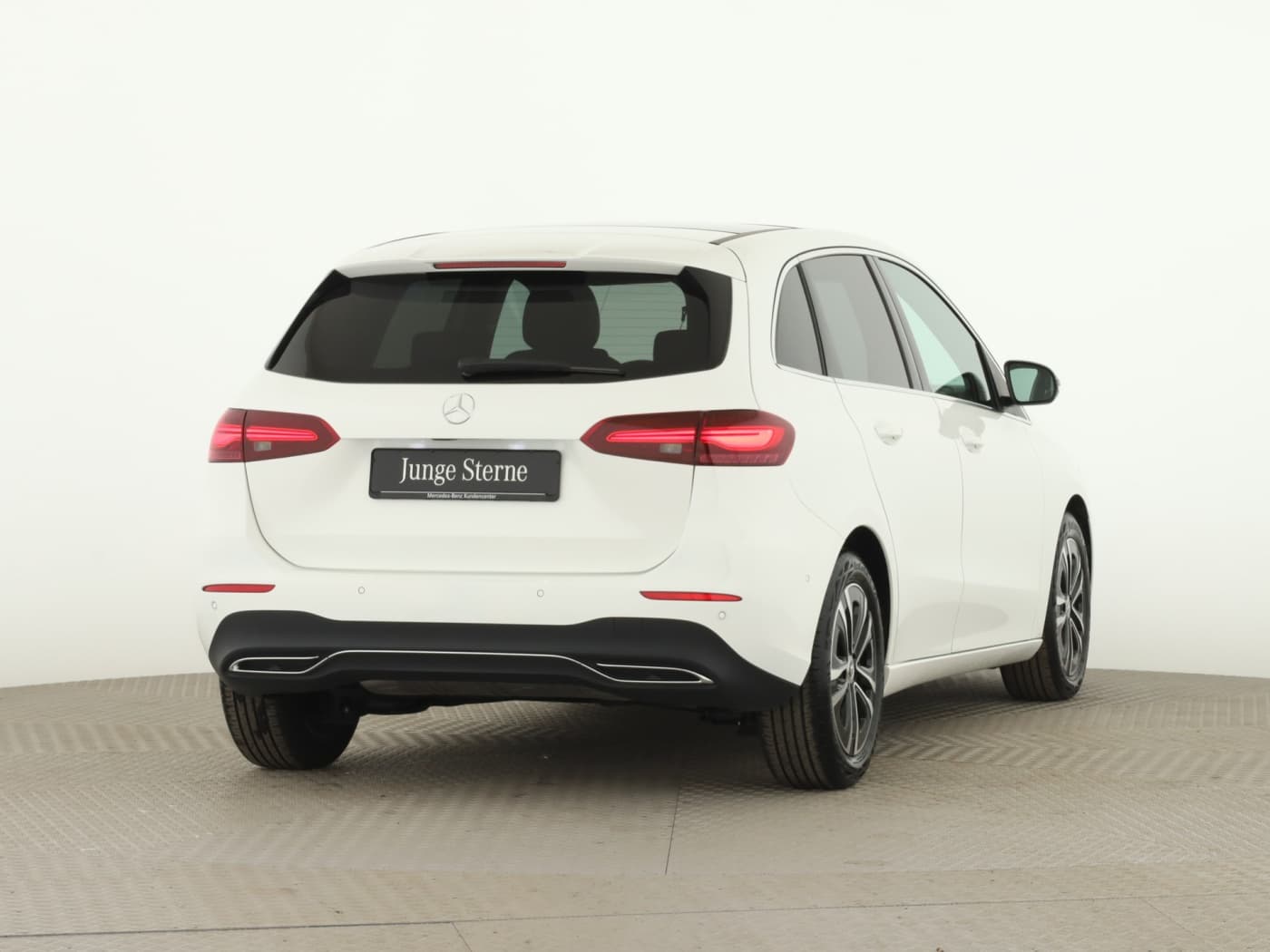 Mercedes-Benz B 200 Bild 2