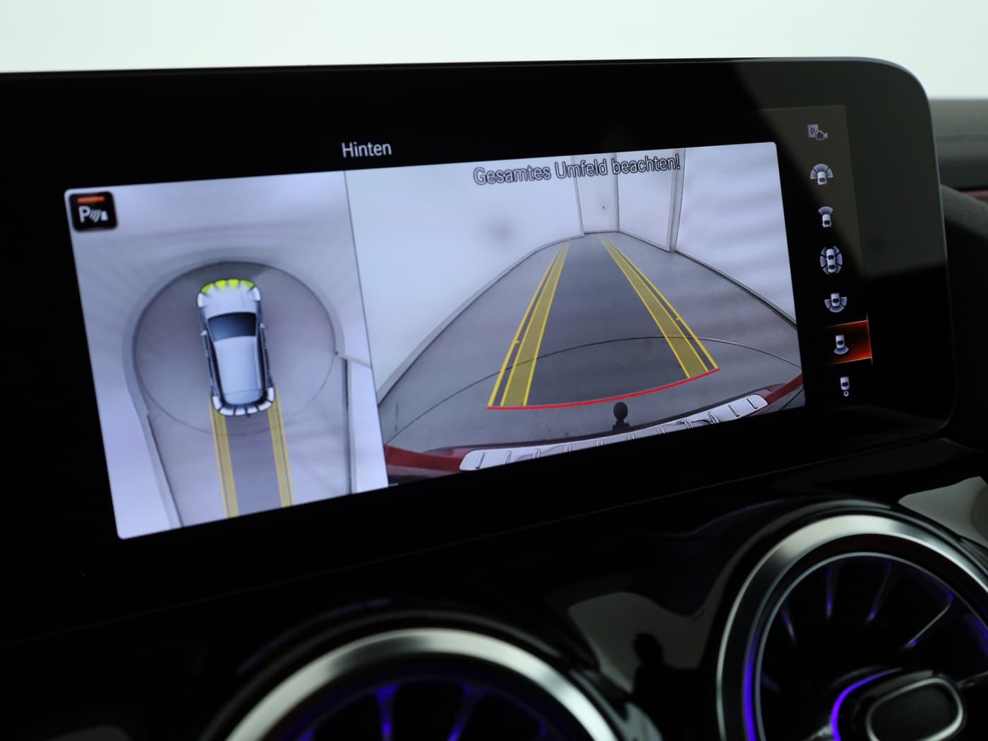 Mercedes-Benz GLA 250 e Bild 27