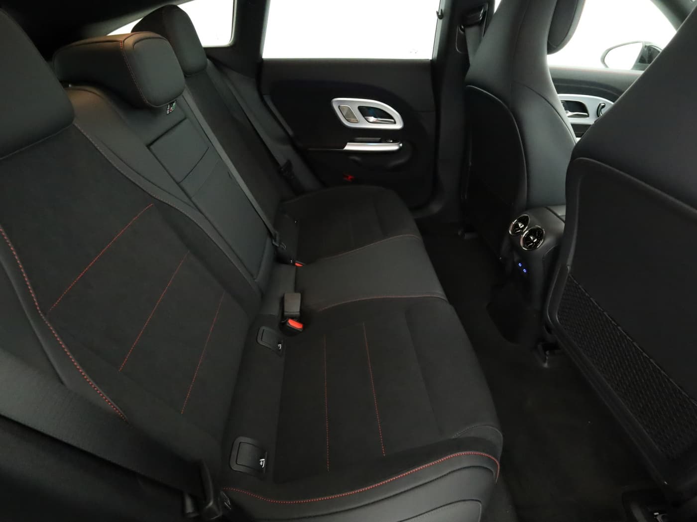 Mercedes-Benz CLA 350 4M. ShootingBr. EQ Bild 26