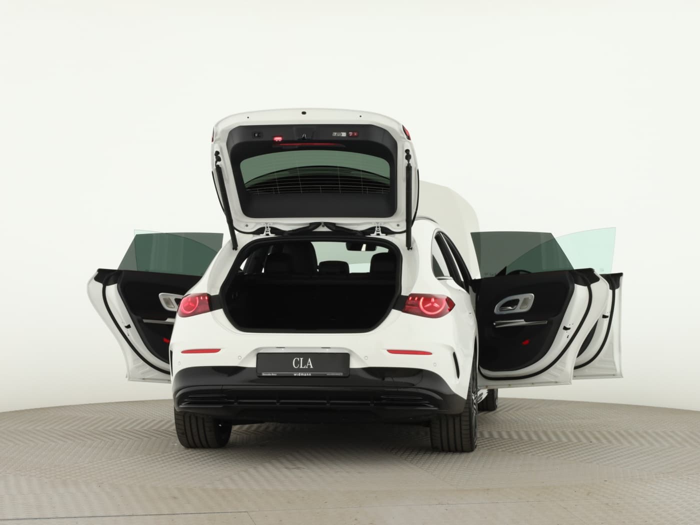 Mercedes-Benz CLA 350 4M. ShootingBr. EQ Bild 9