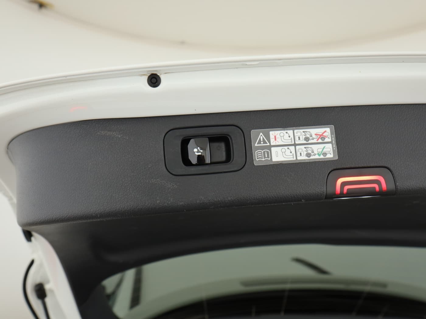 Mercedes-Benz C 220 d T Bild 25