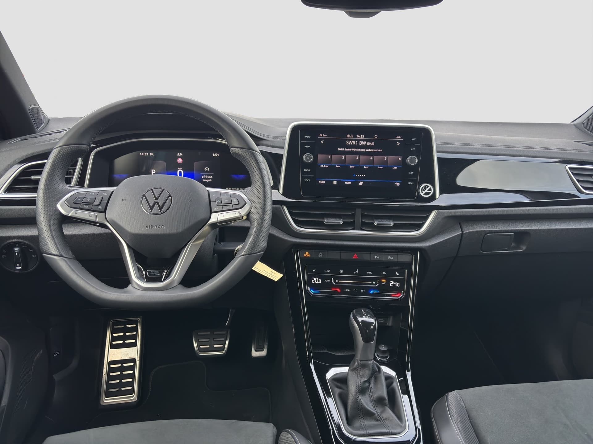 Volkswagen T-Roc R-Line 1.5 TSI 150 PS DSG AHK NAVI ACC Bild 9