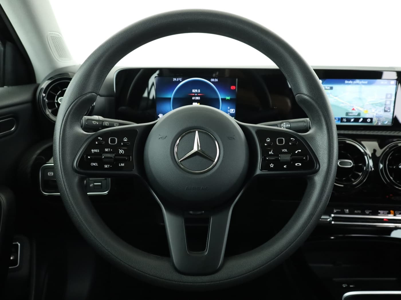 Mercedes-Benz A 250 e Bild 11