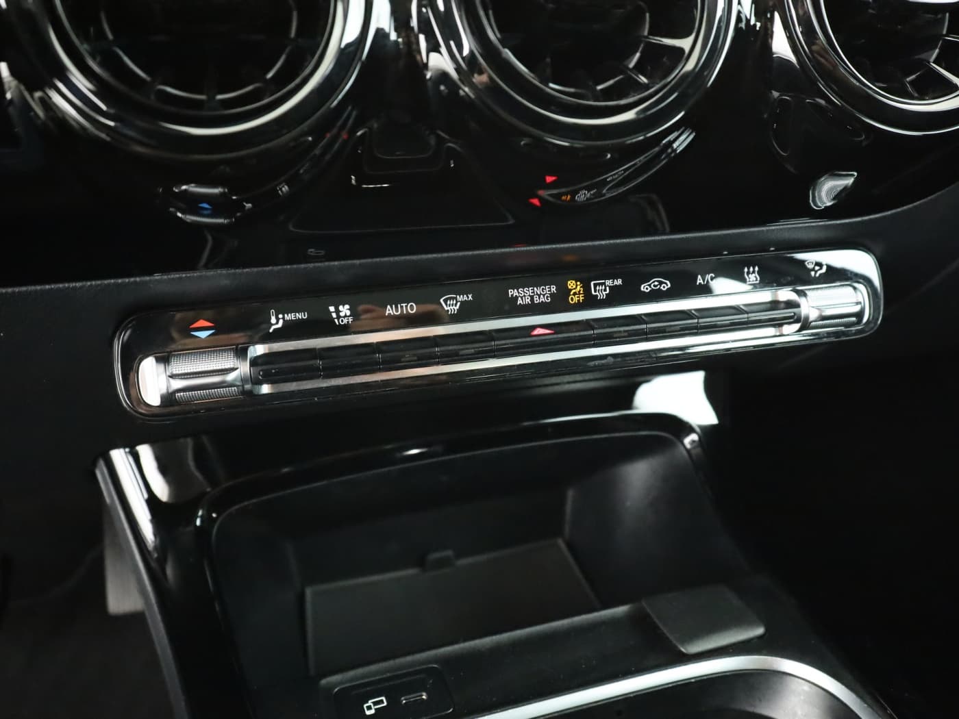 Mercedes-Benz A 250 e Bild 14