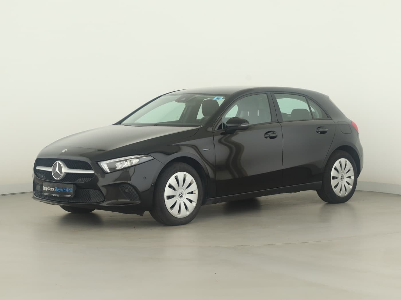 Mercedes-Benz A 250 e Bild 5