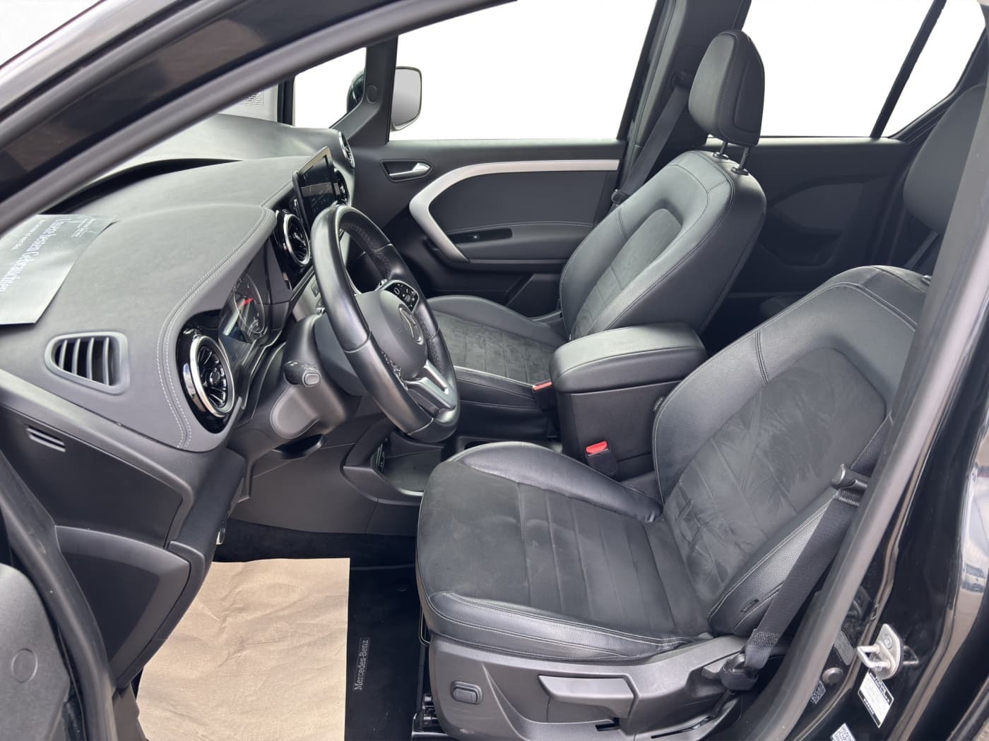 Mercedes-Benz T 180 d PROGRESSIVE Standard Bild 15