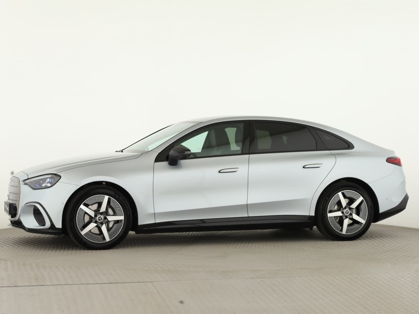 Mercedes-Benz C 400 4MATIC elektrisch Bild 7