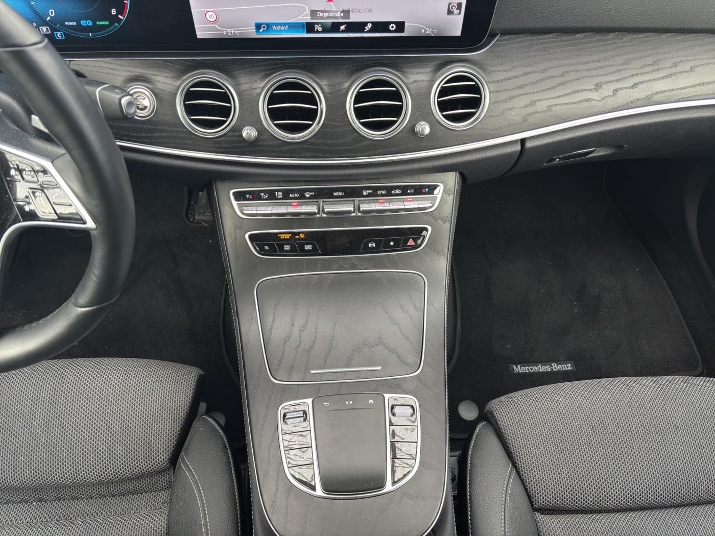 Mercedes-Benz E 300 d 4M T Bild 13