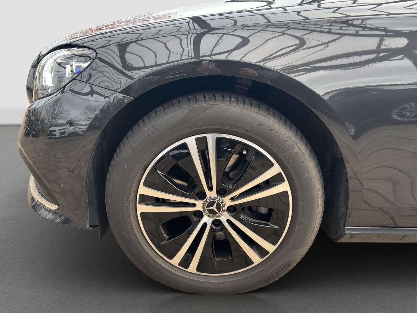 Mercedes-Benz E 300 d 4M T Bild 19