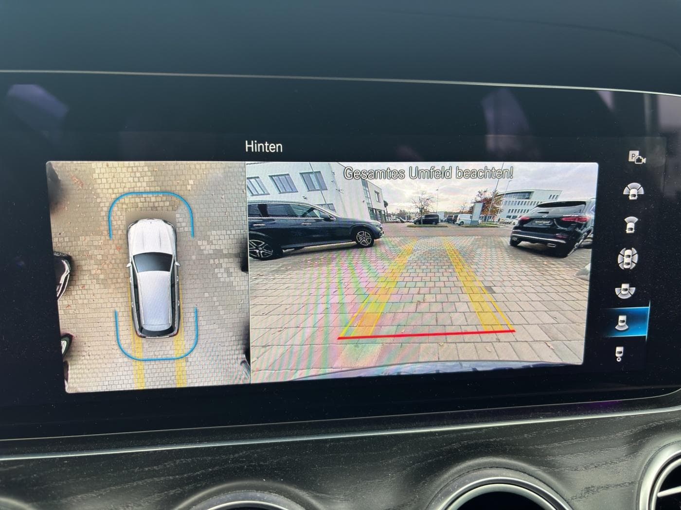 Mercedes-Benz E 300 d 4M T Bild 21