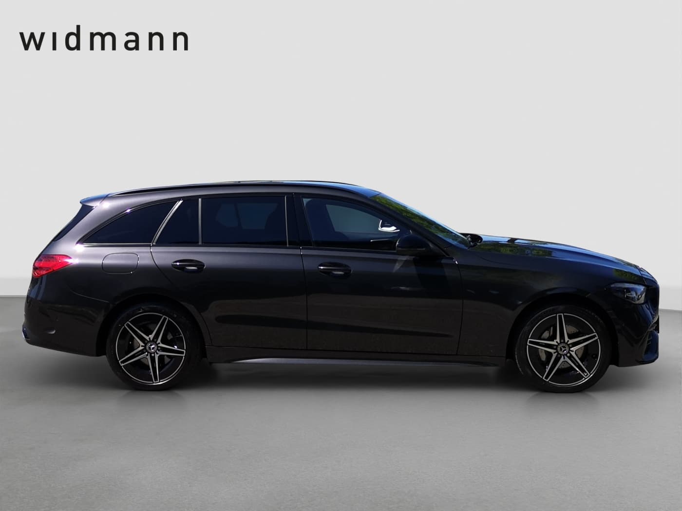 Mercedes-Benz C 300 e T Bild 6