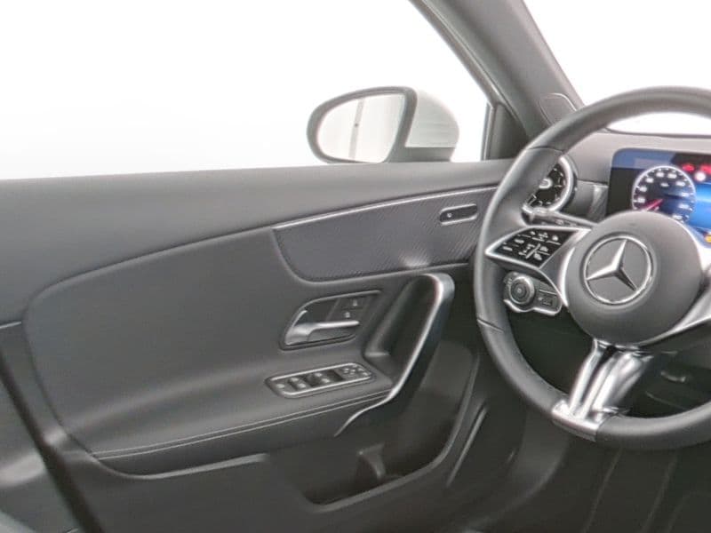 Mercedes-Benz A 200 Bild 9