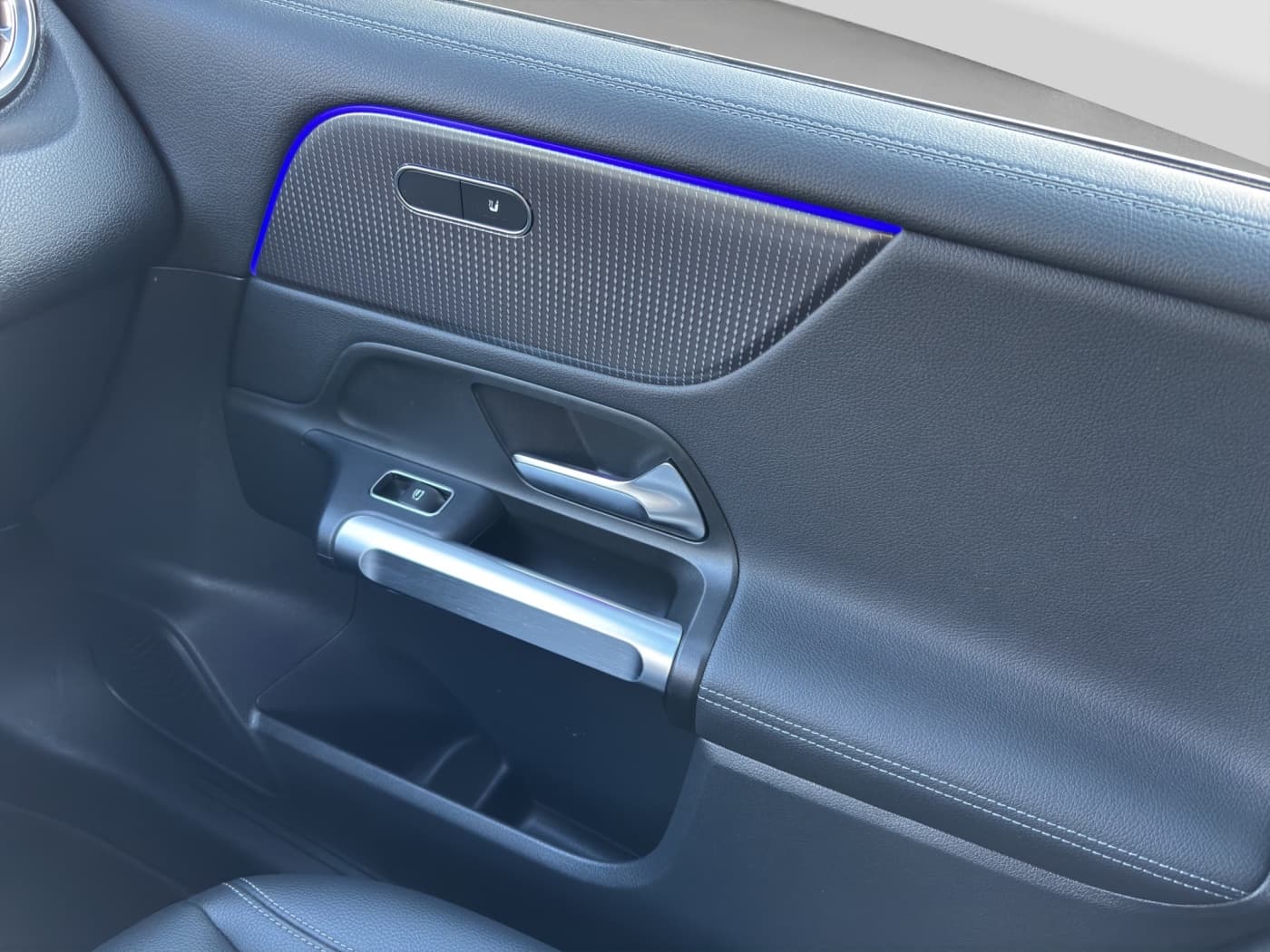 Mercedes-Benz EQB 250 Bild 14