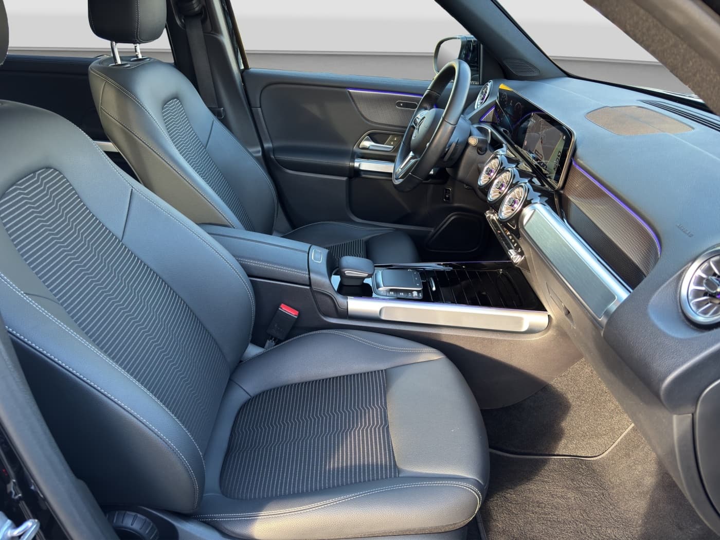 Mercedes-Benz EQB 250 Bild 15