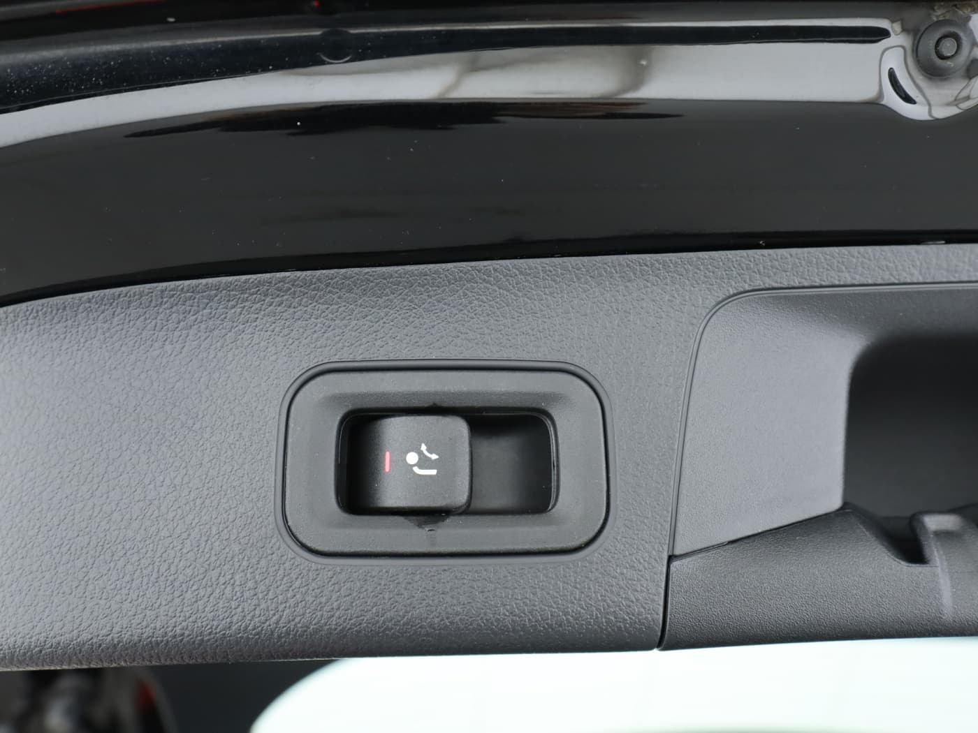 Mercedes-Benz GLA 200 d 4M Bild 24