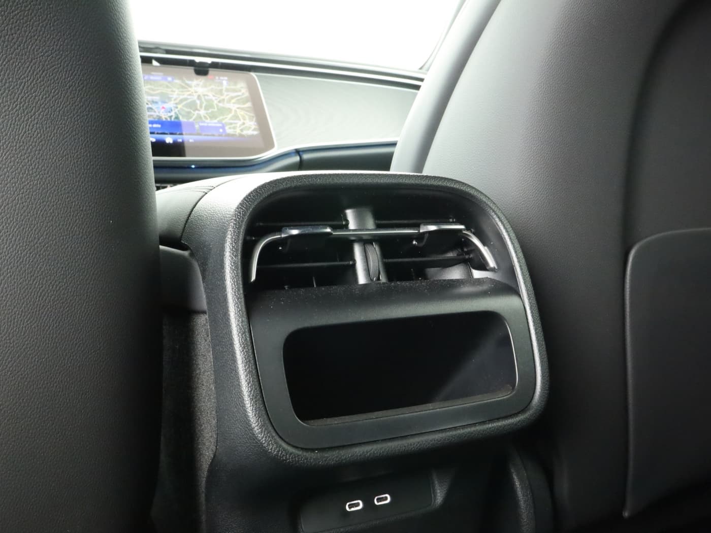 Mercedes-Benz E 200 Bild 23