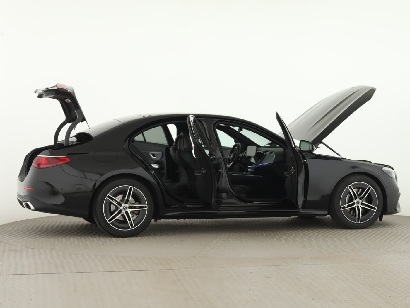 Mercedes-Benz E 200 Bild 8