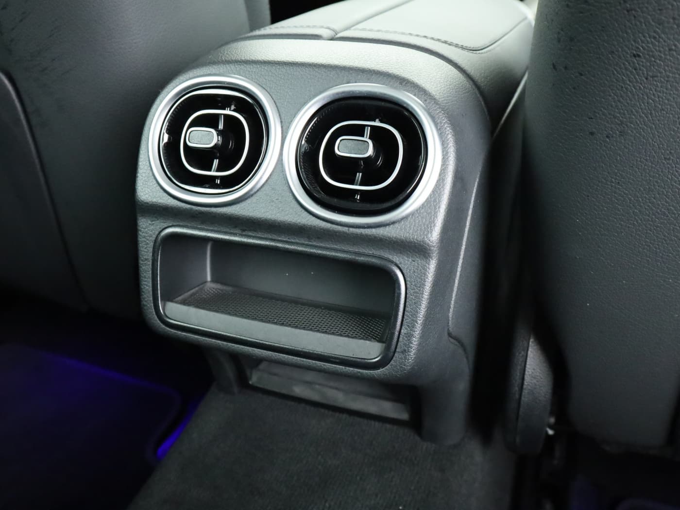 Mercedes-Benz C 300 e T Bild 23
