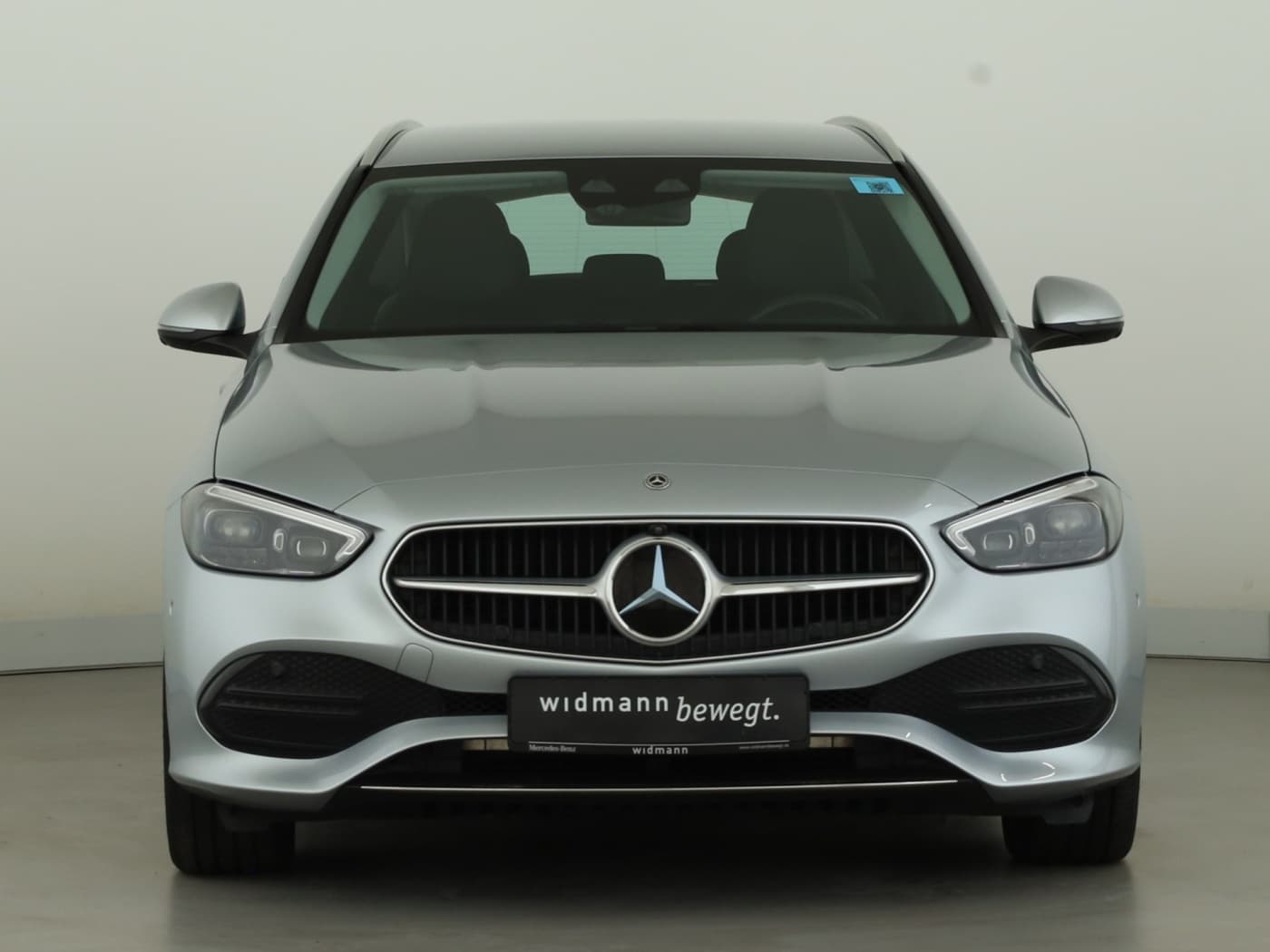 Mercedes-Benz C 300 e T Bild 3