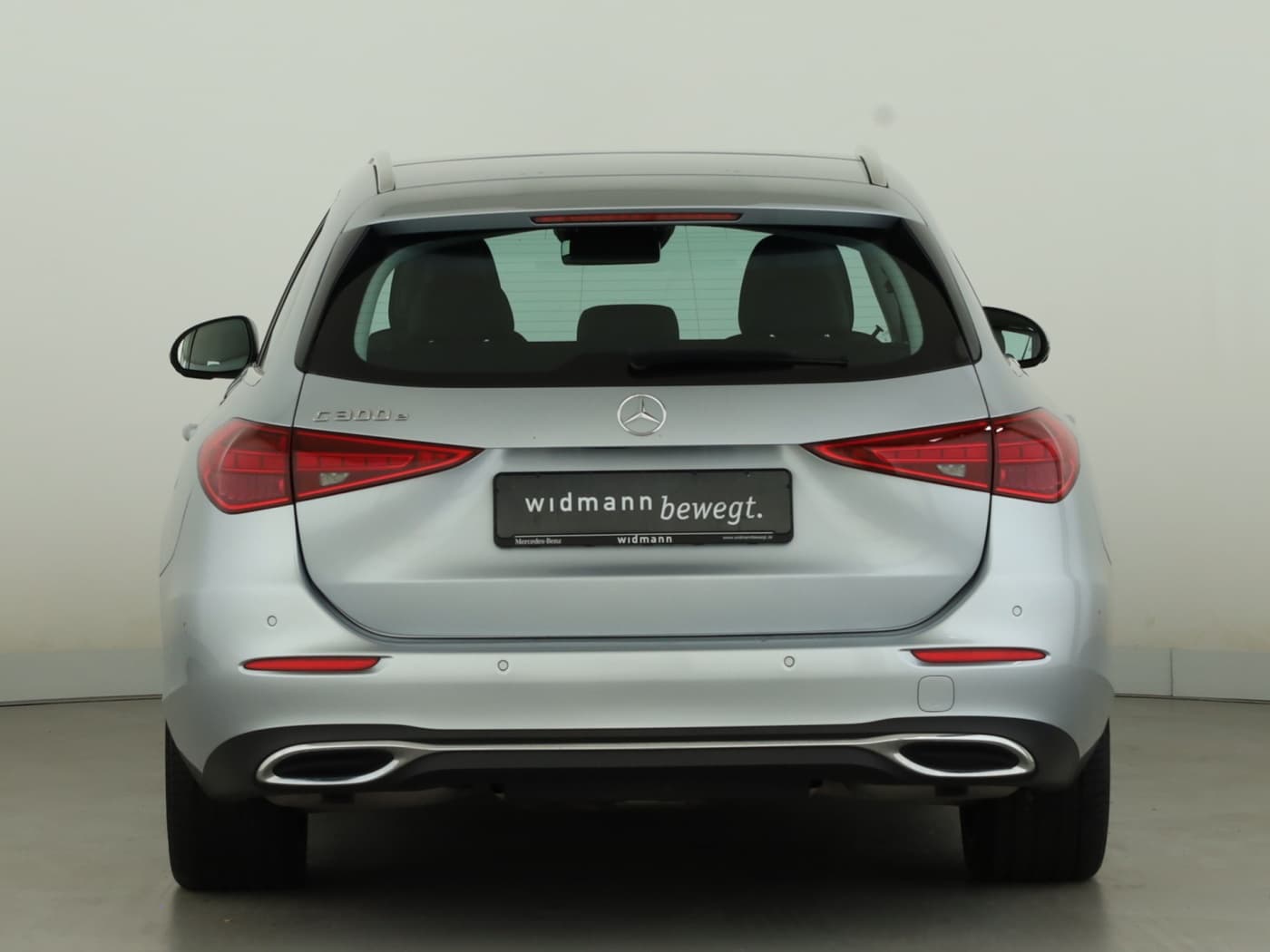 Mercedes-Benz C 300 e T Bild 4