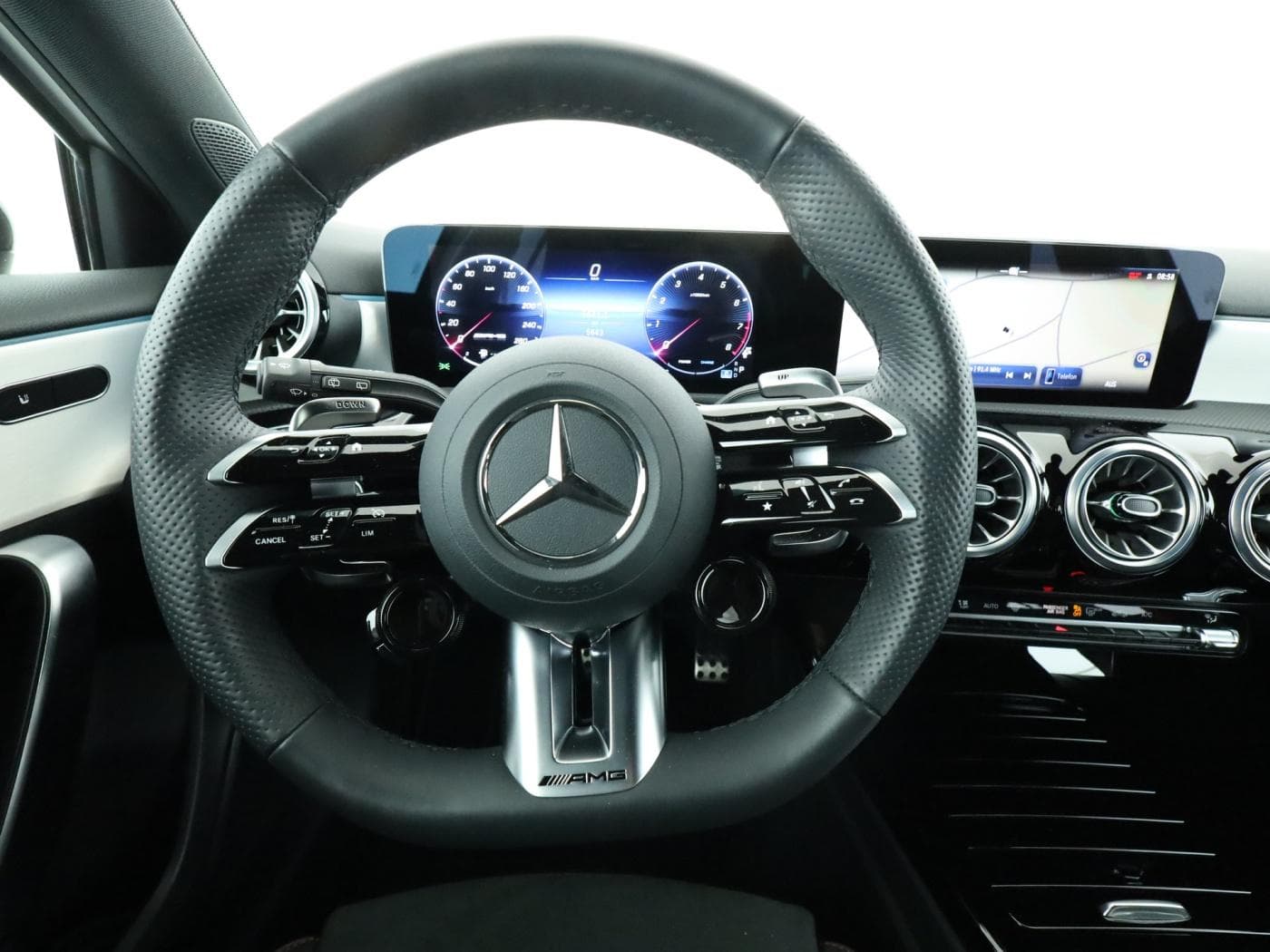 Mercedes-Benz A 35 AMG 4M Bild 11