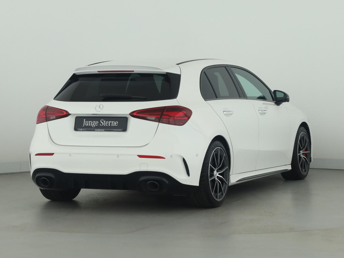 Mercedes-Benz A 35 AMG 4M Bild 2