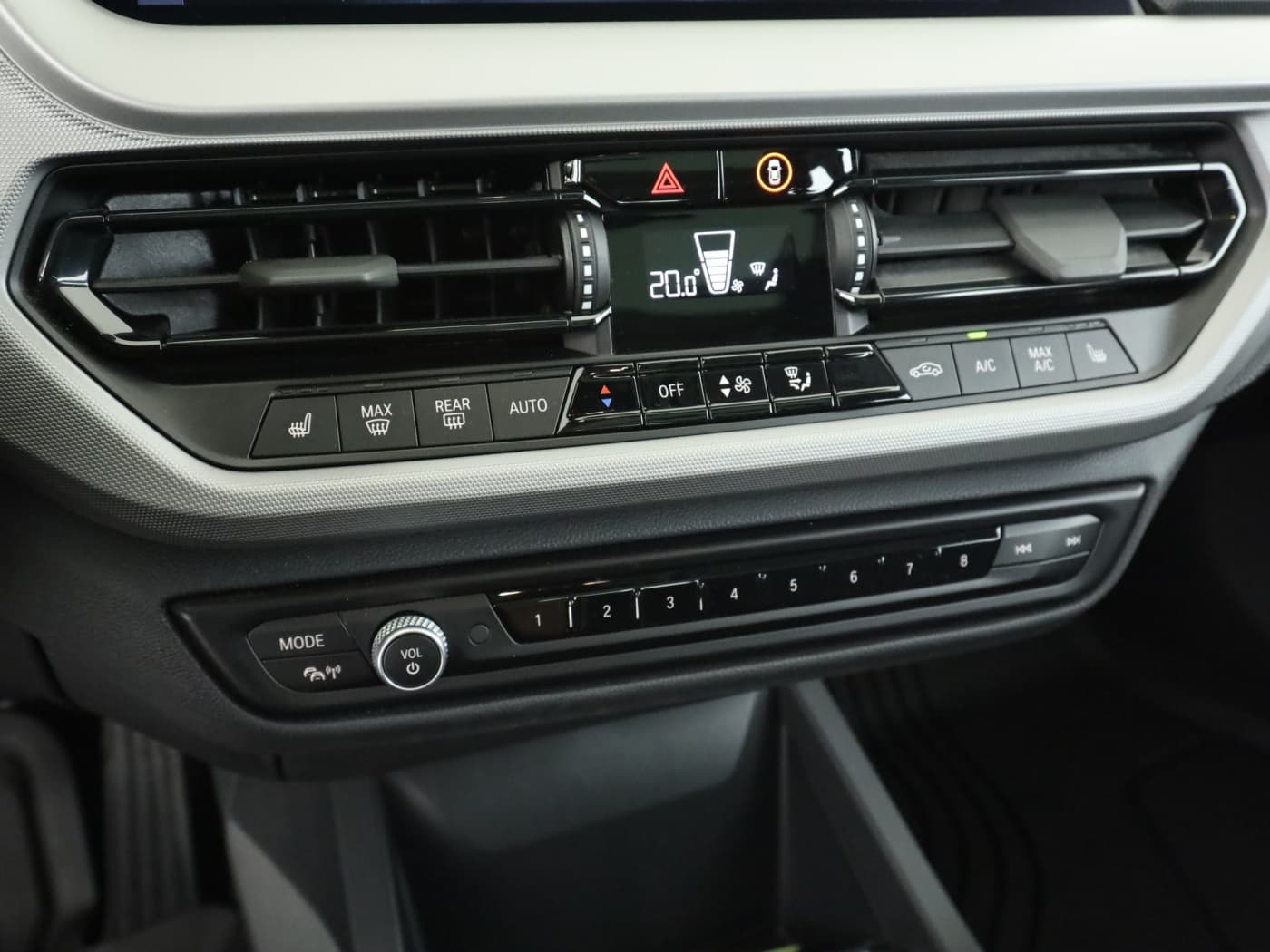 BMW 118i Advantage Bild 14