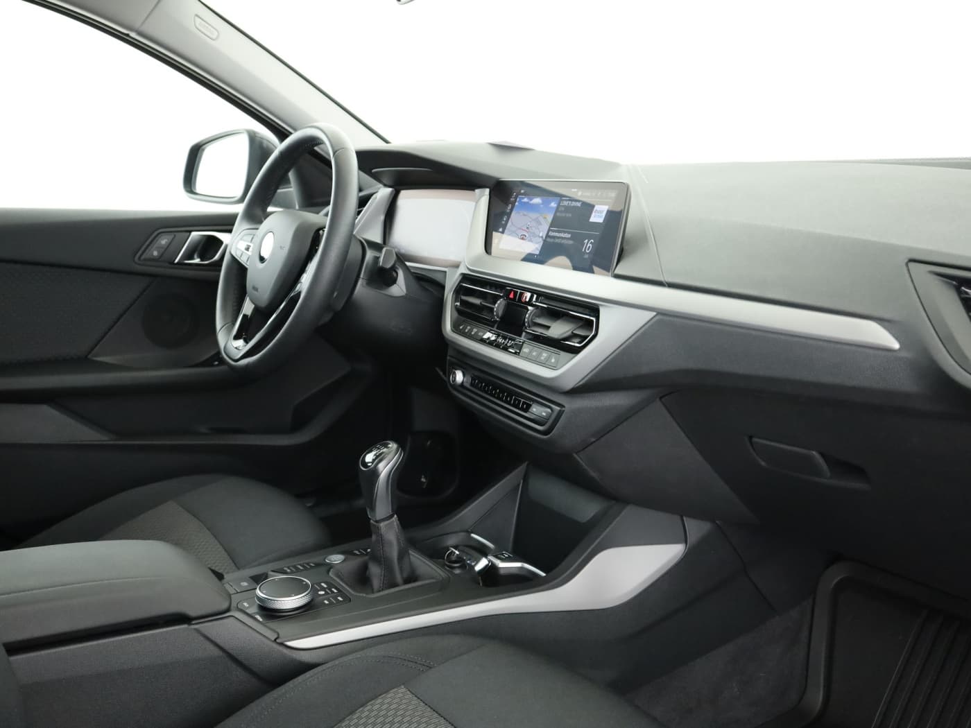 BMW 118i Advantage Bild 17
