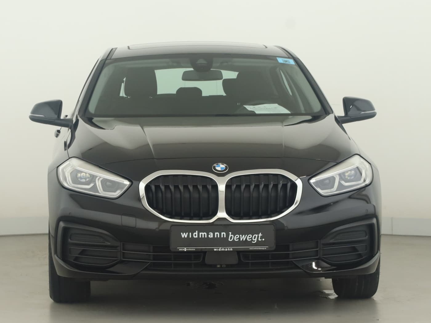 BMW 118i Advantage Bild 3