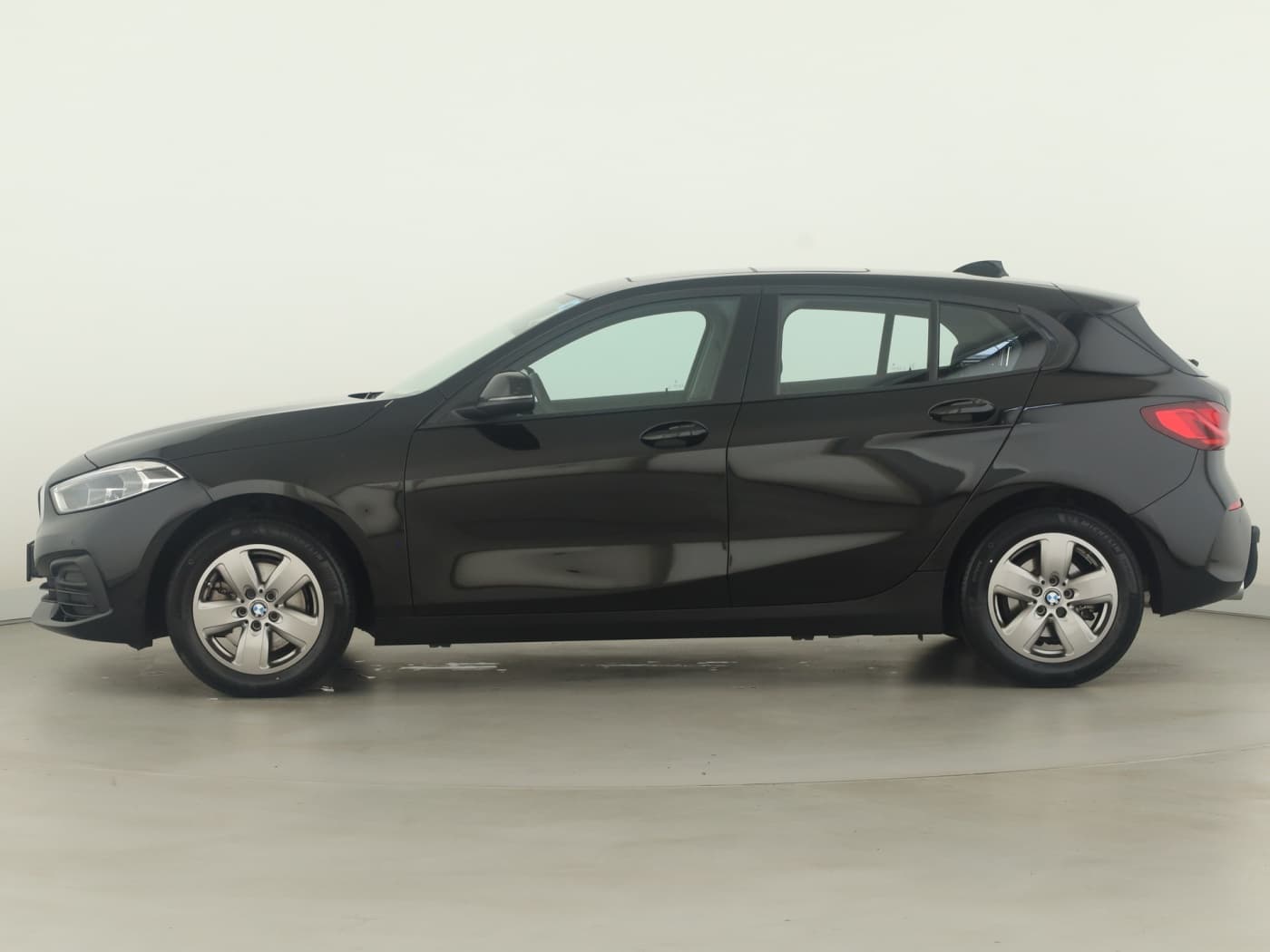 BMW 118i Advantage Bild 7