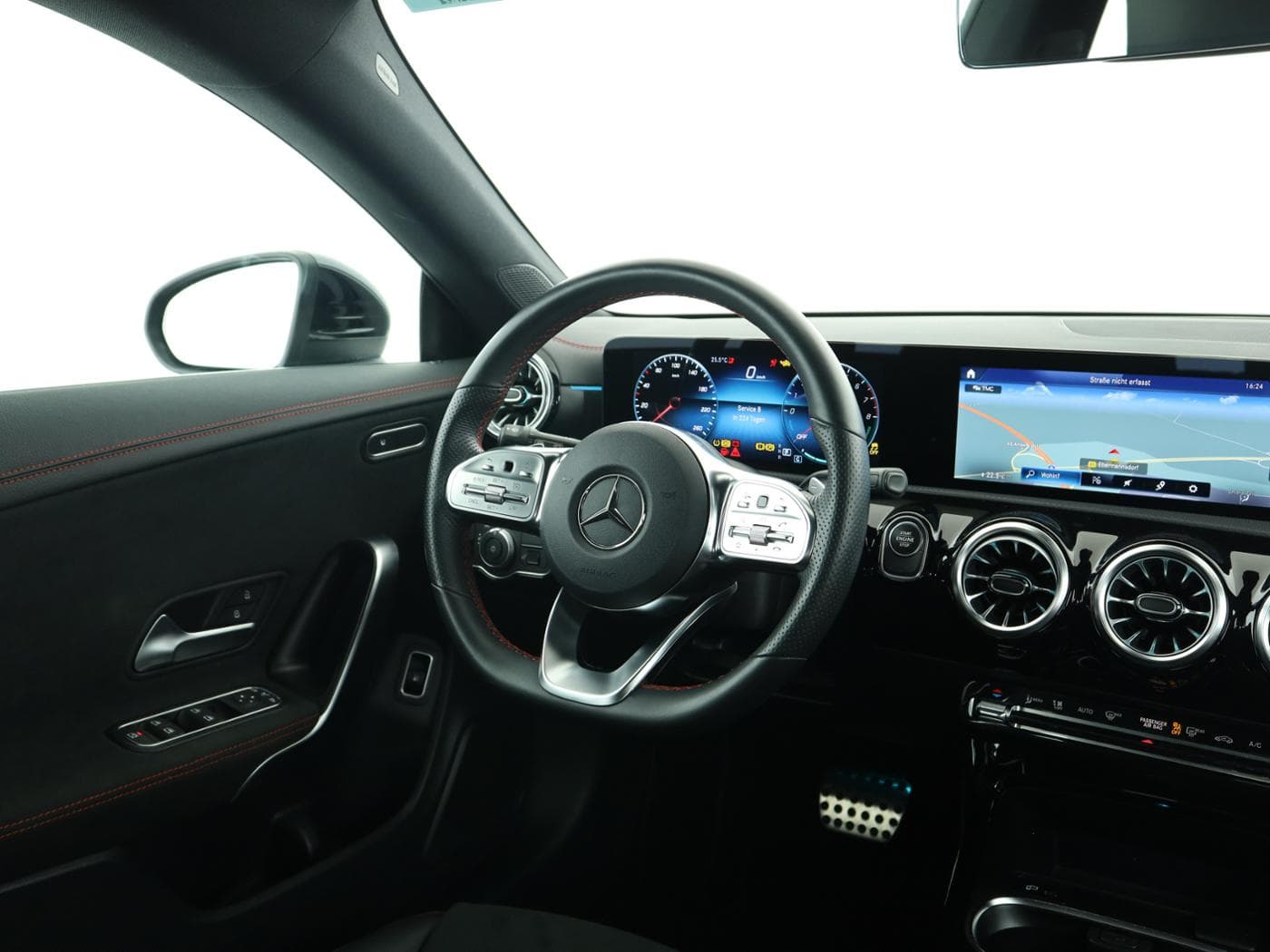 Mercedes-Benz CLA 250 e SB Bild 10