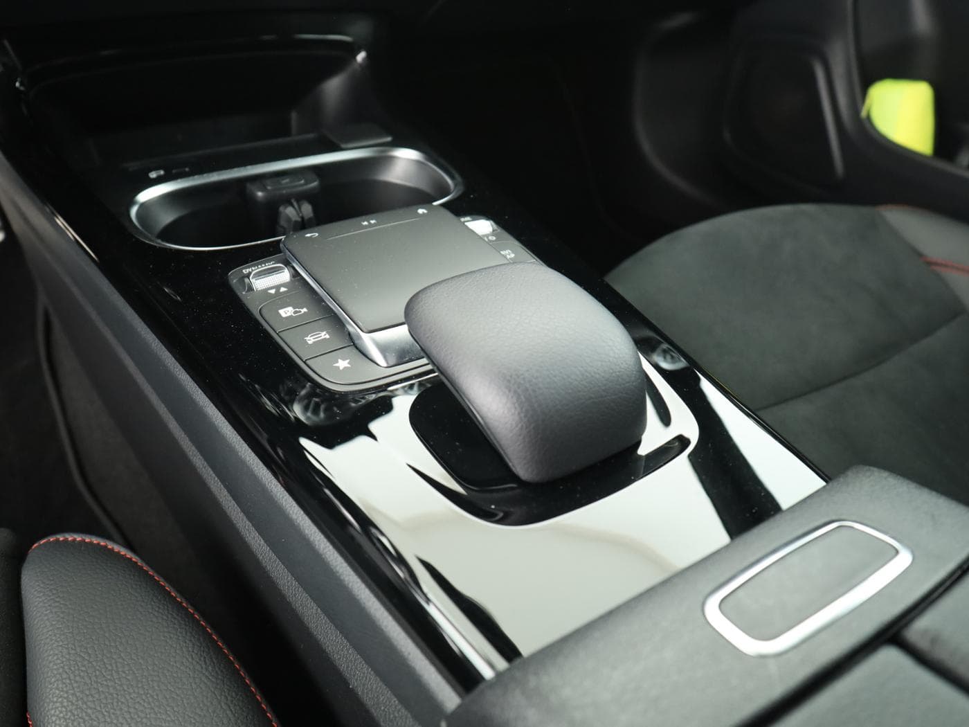 Mercedes-Benz CLA 250 e SB Bild 15