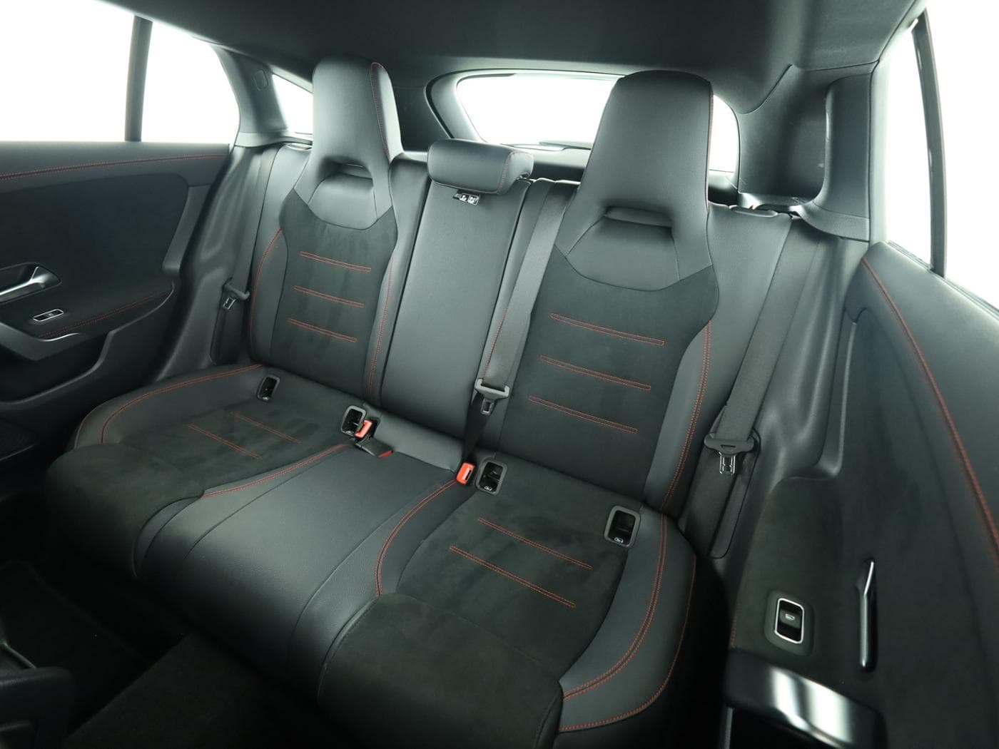 Mercedes-Benz CLA 250 e SB Bild 18