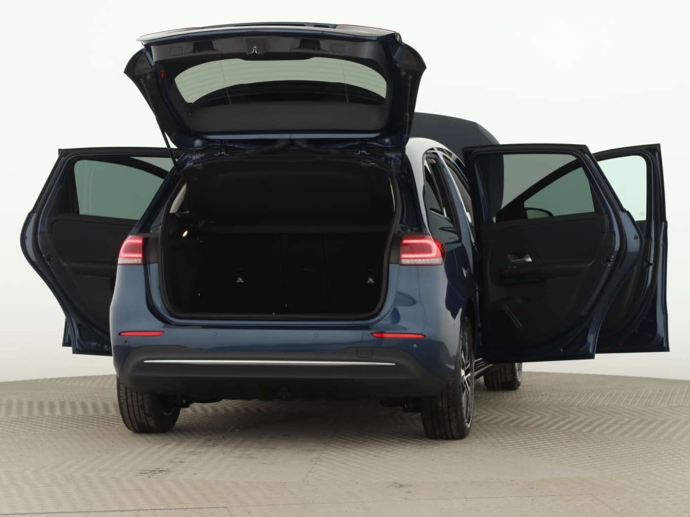 Mercedes-Benz B 250 e Bild 9