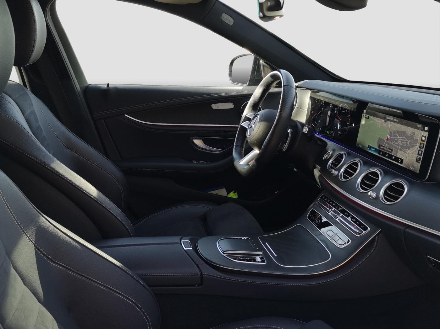 Mercedes-Benz E 300 de 4M T Bild 15