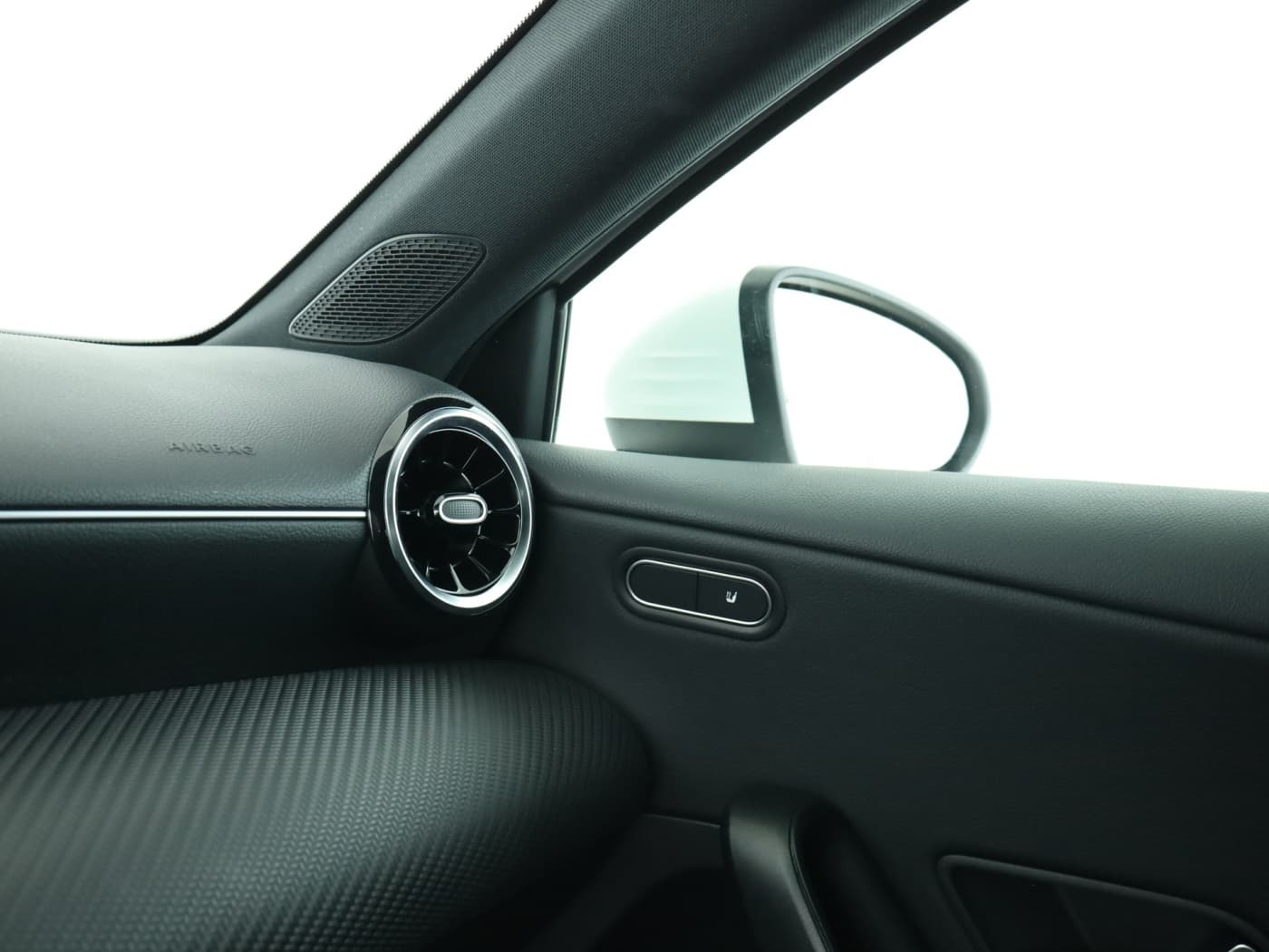 Mercedes-Benz A 180 d Bild 16