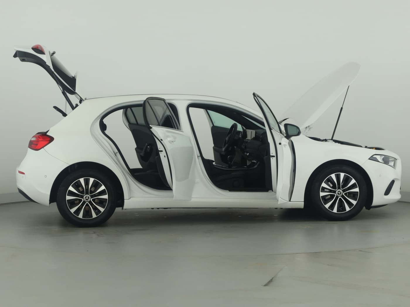 Mercedes-Benz A 180 d Bild 8