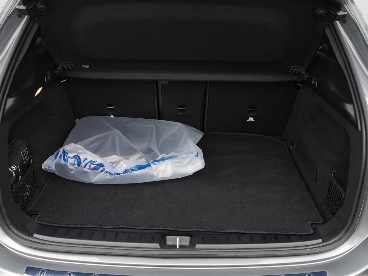 Mercedes-Benz EQA 350 4M Bild 18