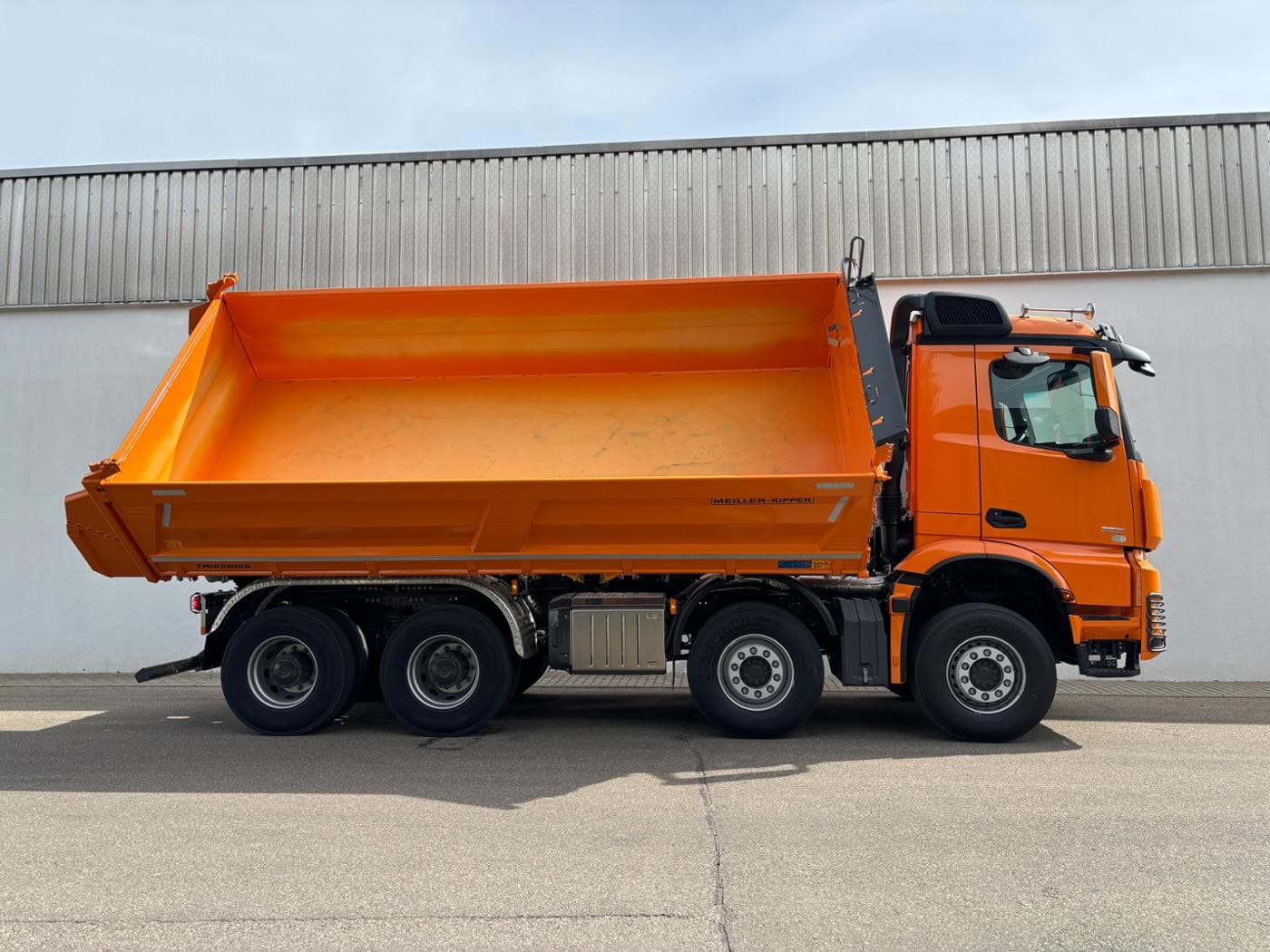 Mercedes-Benz Arocs 5 3251 K Meiller Trigenius Aufbau Bild 11